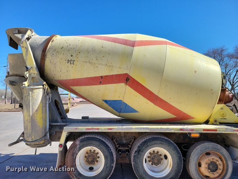 image for item NB9854 2006 Kenworth W900 ready mix truck