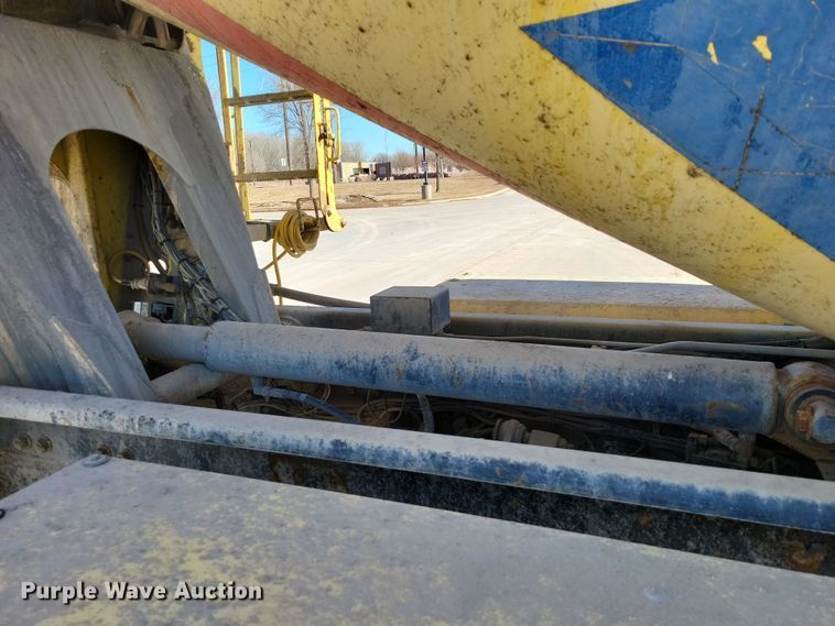 image for item NB9854 2006 Kenworth W900 ready mix truck