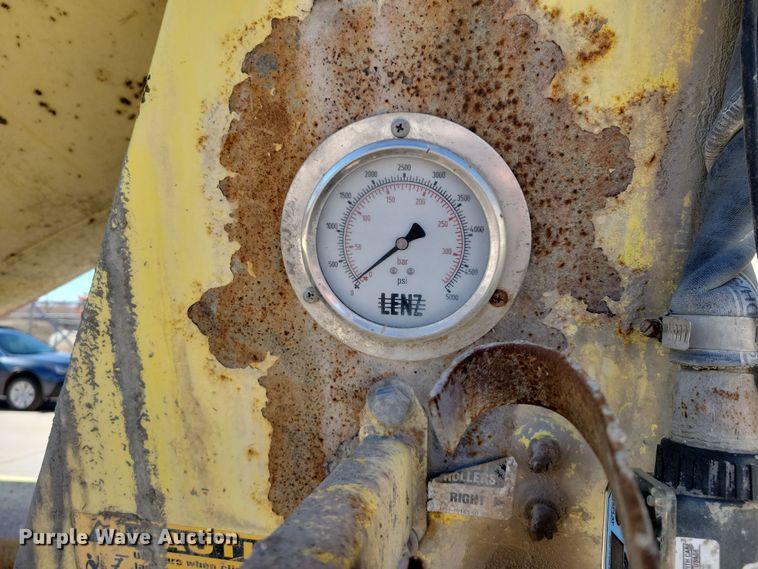 image for item NB9854 2006 Kenworth W900 ready mix truck