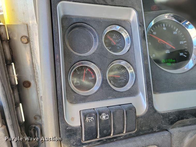 image for item NB9854 2006 Kenworth W900 ready mix truck