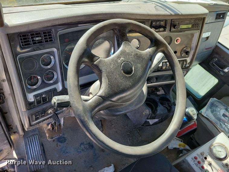 image for item NB9854 2006 Kenworth W900 ready mix truck