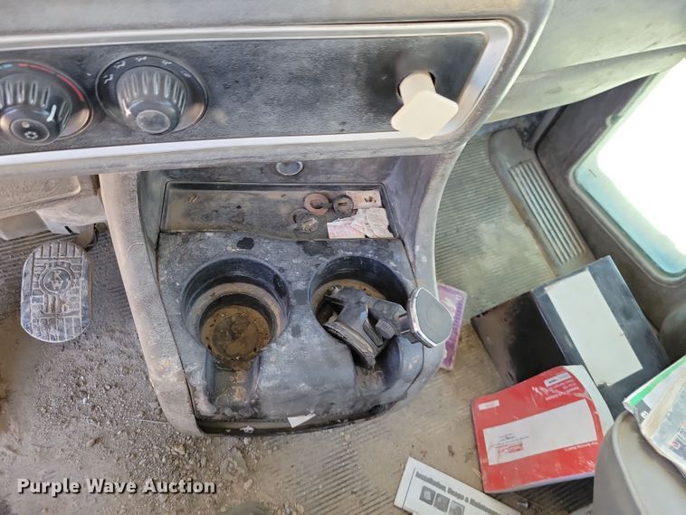 image for item NB9854 2006 Kenworth W900 ready mix truck