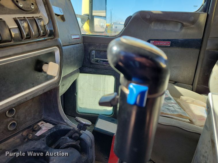 image for item NB9854 2006 Kenworth W900 ready mix truck