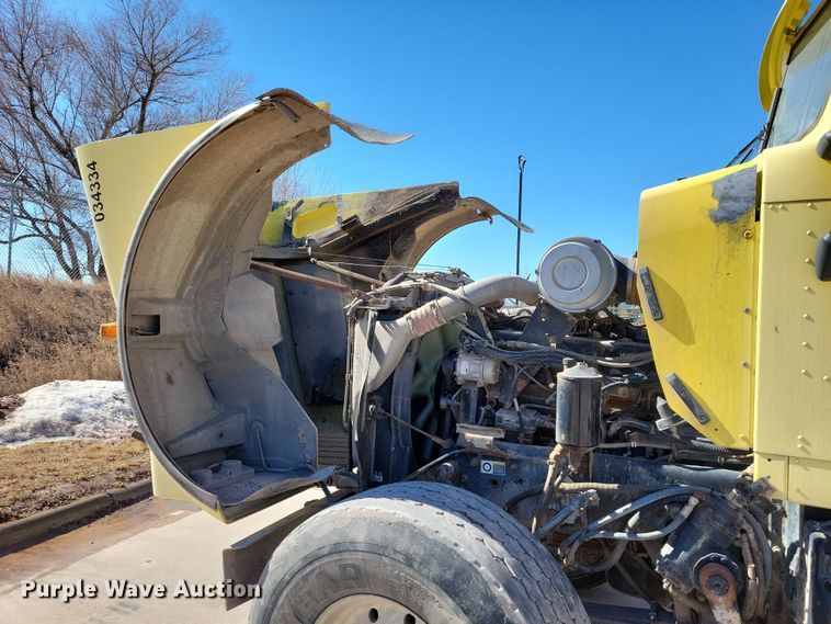 image for item NB9854 2006 Kenworth W900 ready mix truck