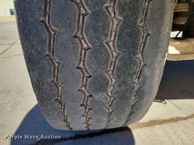 image for item NB9854 2006 Kenworth W900 ready mix truck