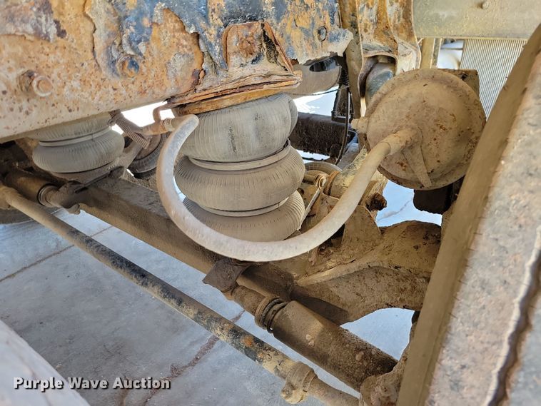 image for item NB9854 2006 Kenworth W900 ready mix truck