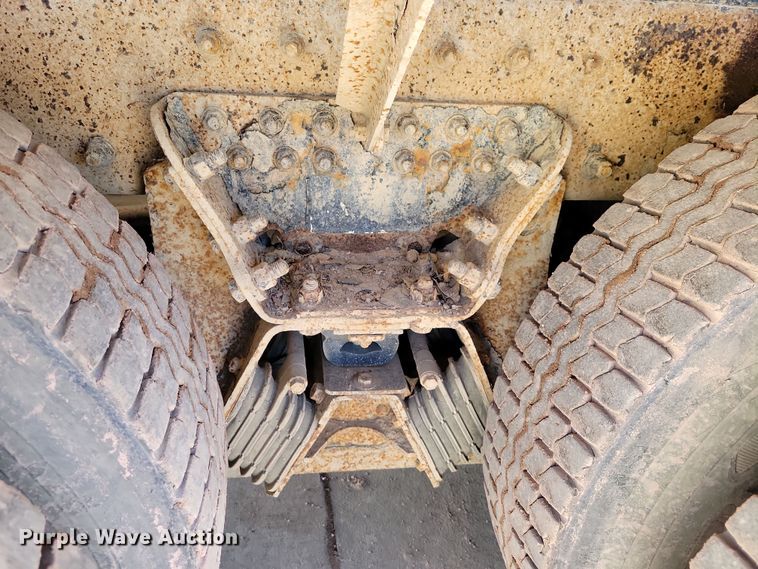 image for item NB9854 2006 Kenworth W900 ready mix truck