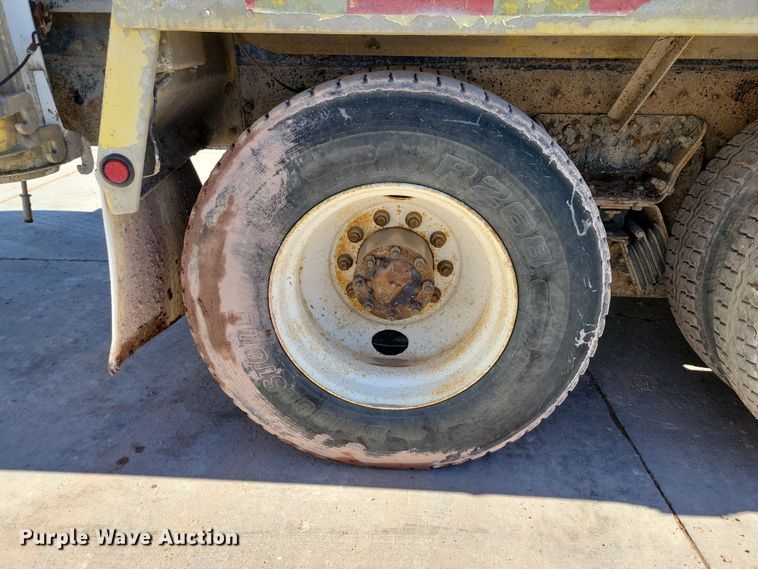 image for item NB9854 2006 Kenworth W900 ready mix truck