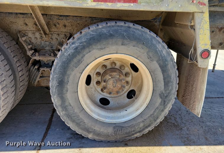 image for item NB9854 2006 Kenworth W900 ready mix truck