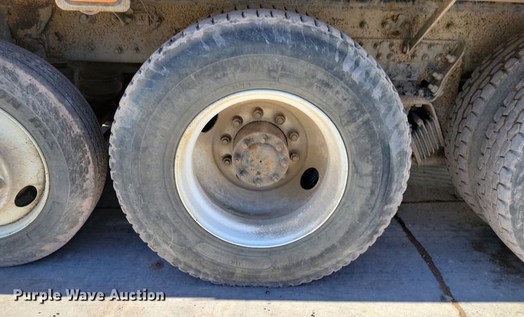 image for item NB9854 2006 Kenworth W900 ready mix truck