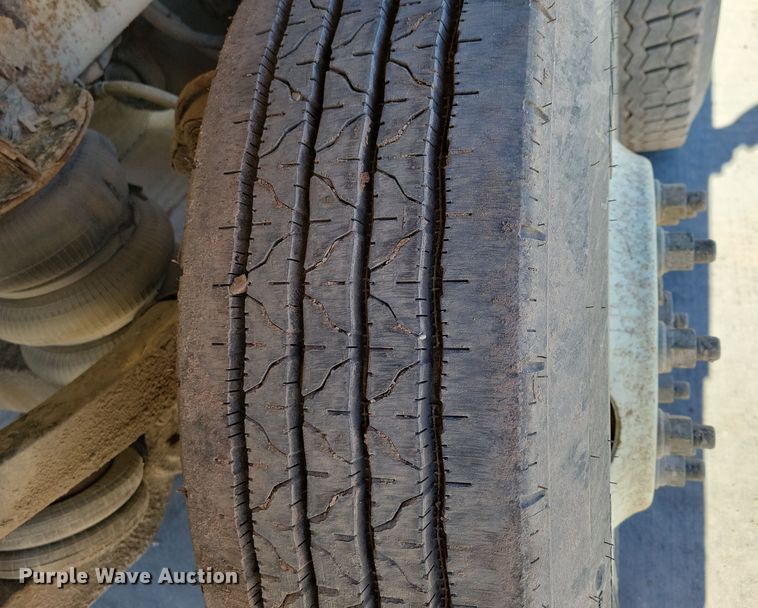 image for item NB9854 2006 Kenworth W900 ready mix truck