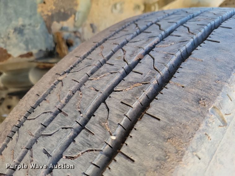 image for item NB9854 2006 Kenworth W900 ready mix truck