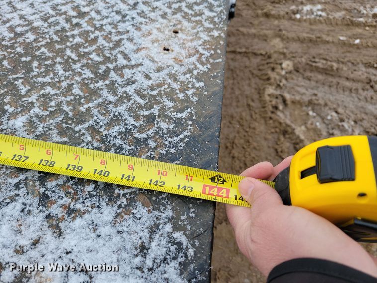 image for item NB9876 2016 Ford F450 Super Duty Crew Cab flatbed truck