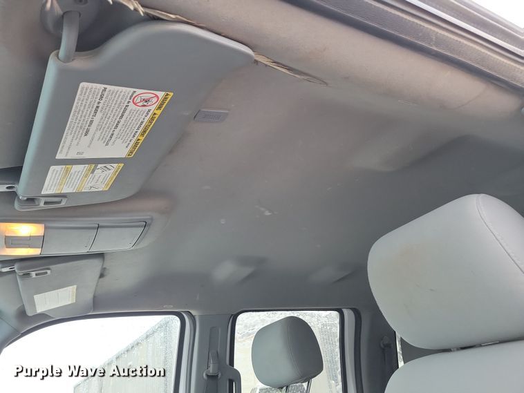 image for item NB9876 2016 Ford F450 Super Duty Crew Cab flatbed truck