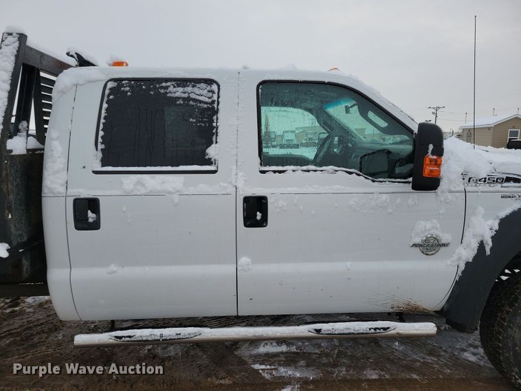 image for item NB9876 2016 Ford F450 Super Duty Crew Cab flatbed truck