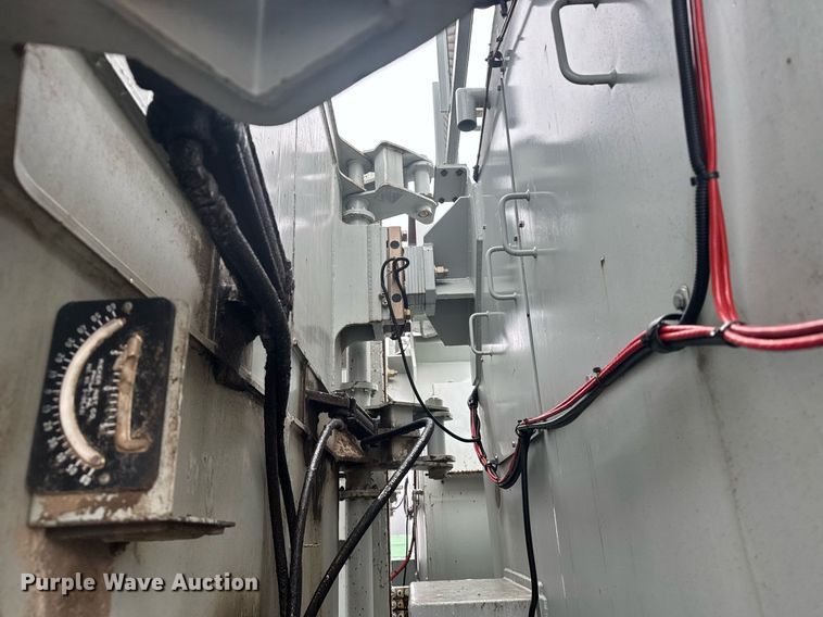 image for item NN9557 2014 Mertz Manufacturing 101893543 sand silo trailer