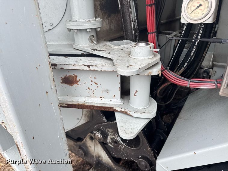 image for item NN9557 2014 Mertz Manufacturing 101893543 sand silo trailer