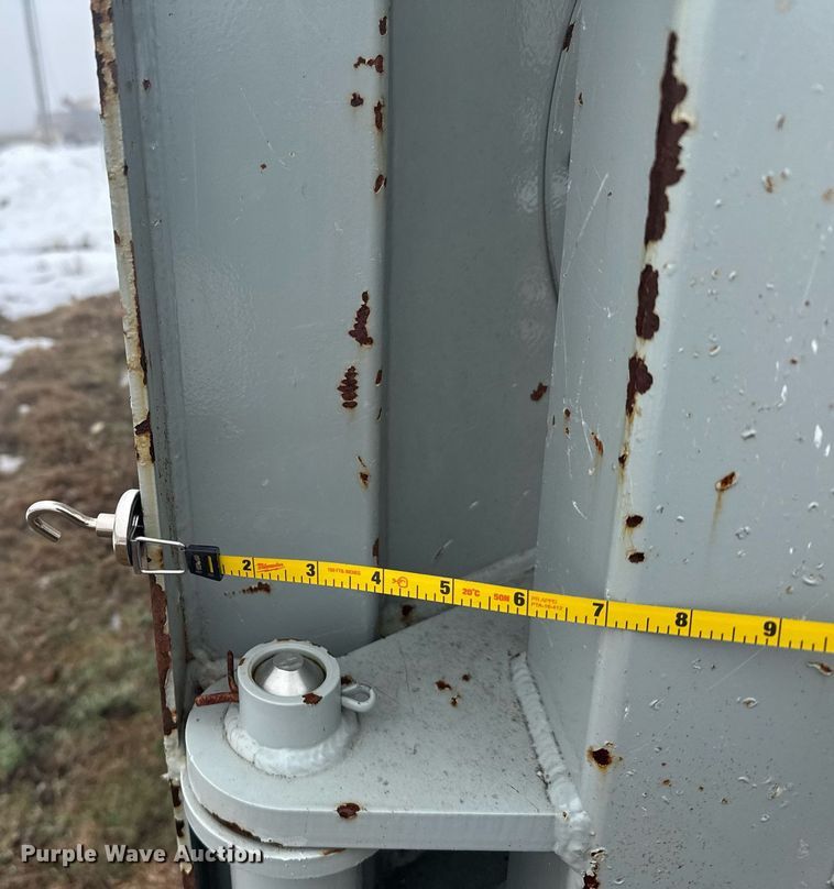 image for item NN9557 2014 Mertz Manufacturing 101893543 sand silo trailer