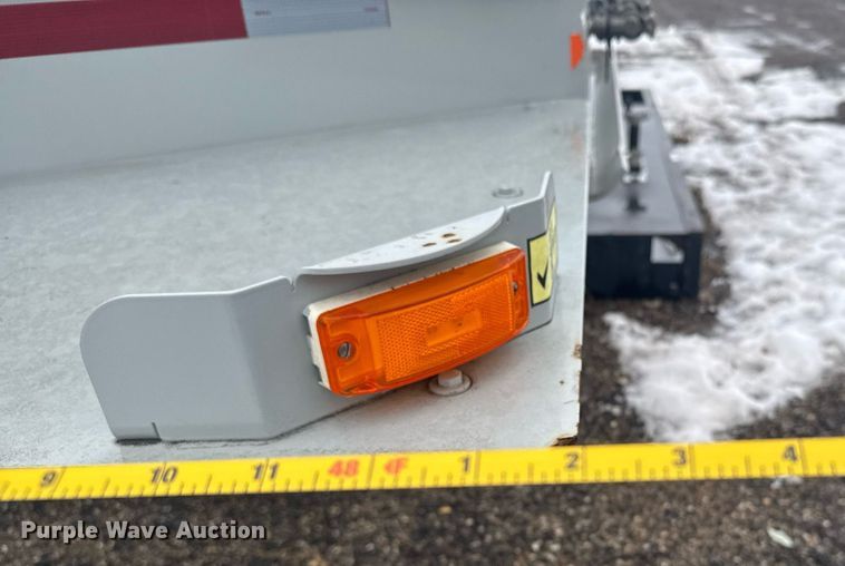 image for item NN9557 2014 Mertz Manufacturing 101893543 sand silo trailer