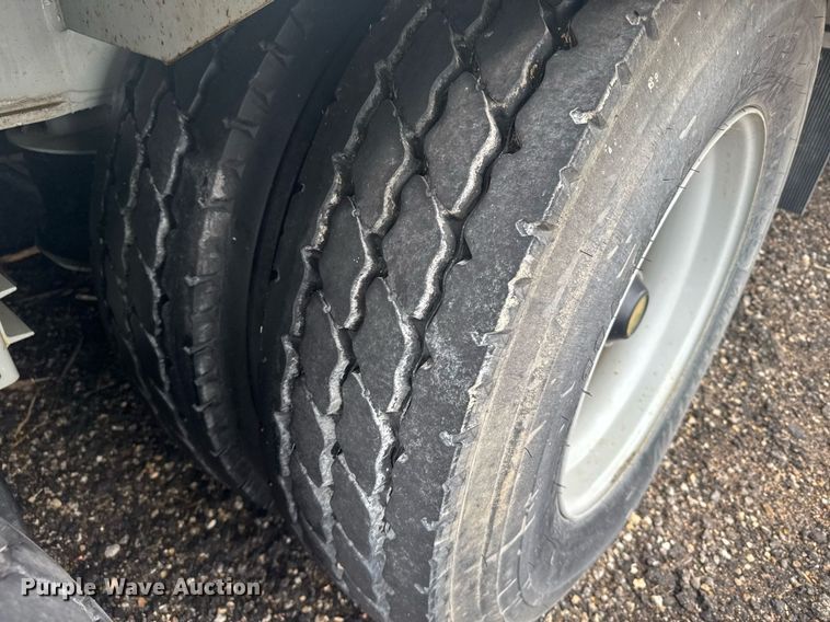 image for item NN9557 2014 Mertz Manufacturing 101893543 sand silo trailer