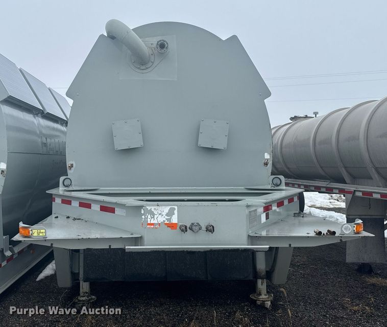 image for item NN9558 2014 Mertz Manufacturing 101893543 sand silo trailer