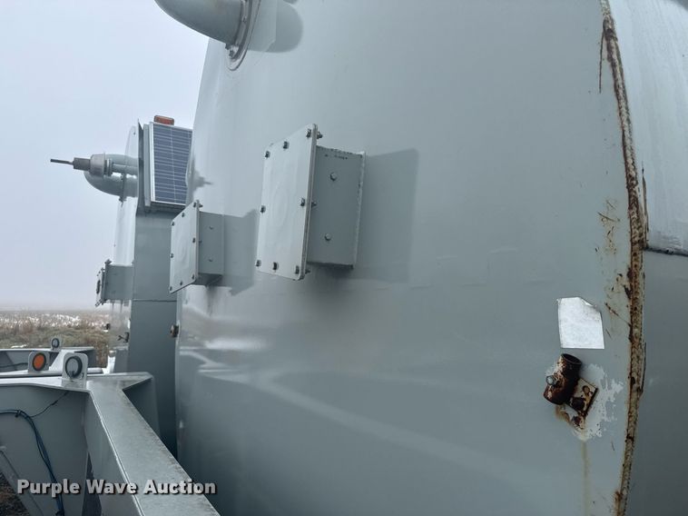 image for item NN9558 2014 Mertz Manufacturing 101893543 sand silo trailer