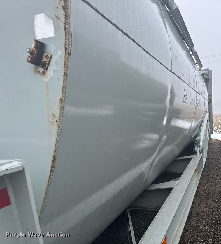 image for item NN9558 2014 Mertz Manufacturing 101893543 sand silo trailer