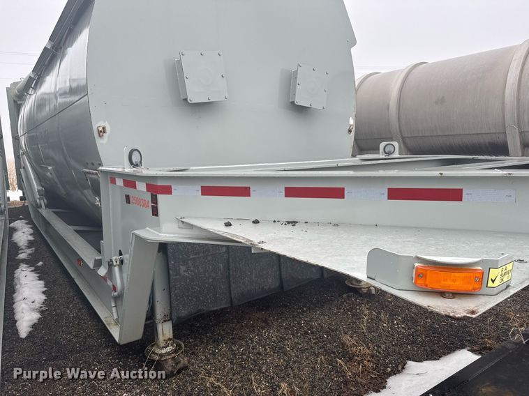 image for item NN9558 2014 Mertz Manufacturing 101893543 sand silo trailer