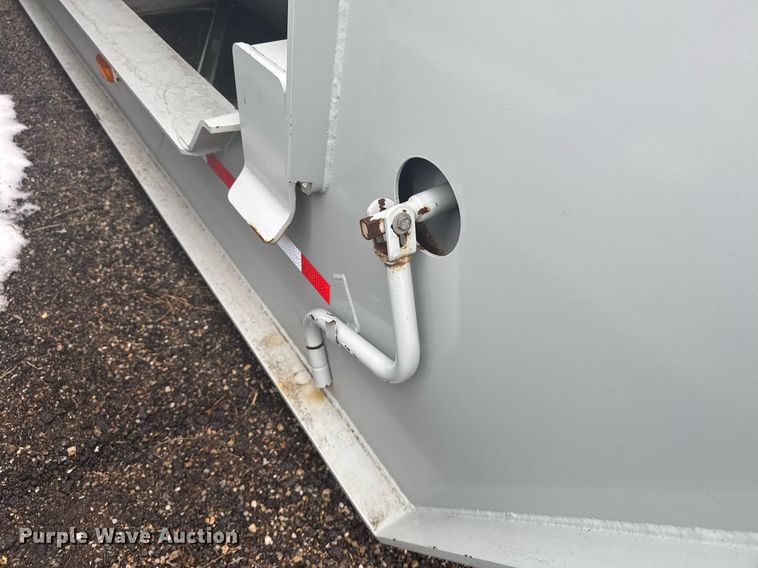 image for item NN9558 2014 Mertz Manufacturing 101893543 sand silo trailer