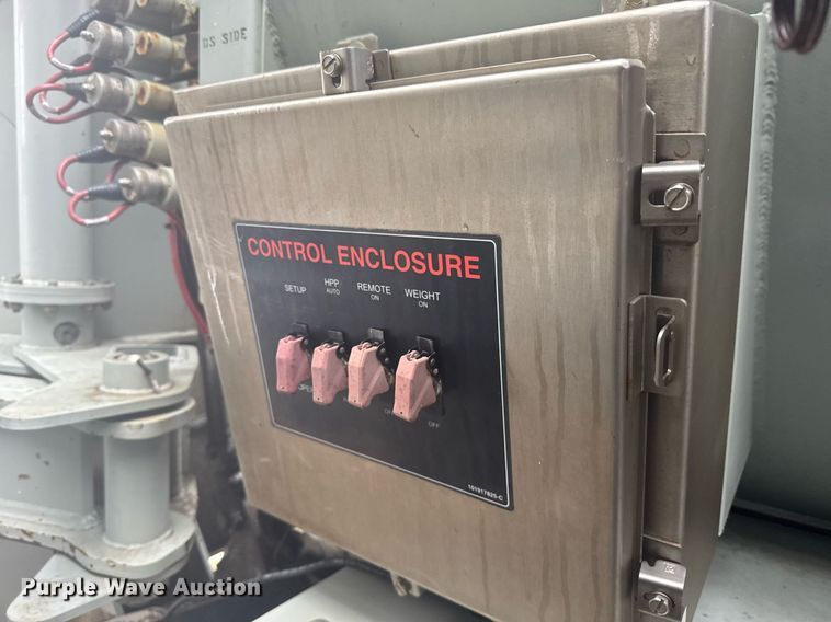 image for item NN9558 2014 Mertz Manufacturing 101893543 sand silo trailer