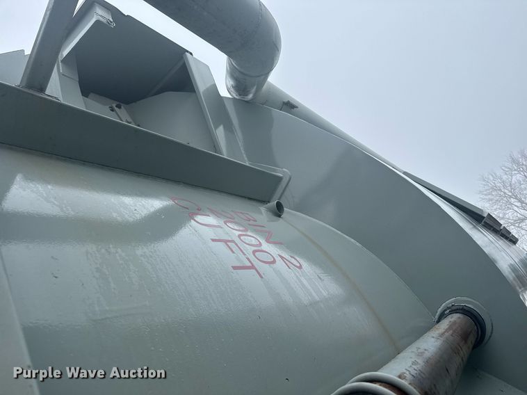 image for item NN9558 2014 Mertz Manufacturing 101893543 sand silo trailer