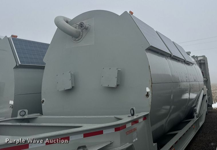 image for item NN9558 2014 Mertz Manufacturing 101893543 sand silo trailer