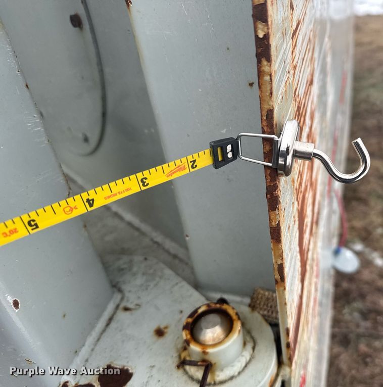 image for item NN9558 2014 Mertz Manufacturing 101893543 sand silo trailer