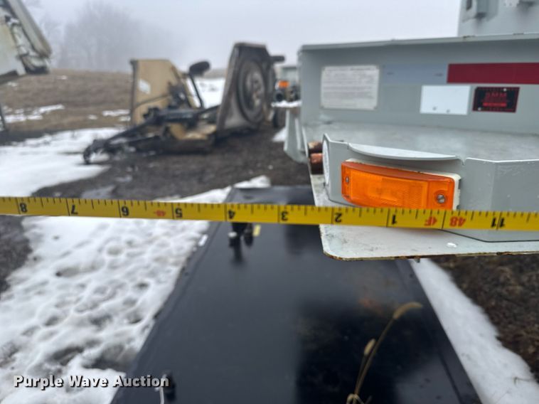 image for item NN9558 2014 Mertz Manufacturing 101893543 sand silo trailer