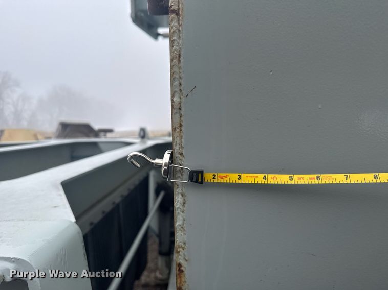 image for item NN9558 2014 Mertz Manufacturing 101893543 sand silo trailer