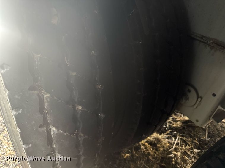 image for item NN9558 2014 Mertz Manufacturing 101893543 sand silo trailer