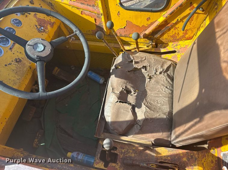 image for item NN9582 Tractomotive TL-20-D wheel loader