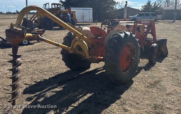 image for item NN9583 1957 Case 311 tractor