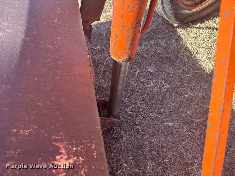 image for item NN9583 1957 Case 311 tractor