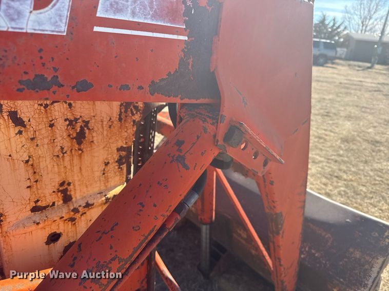 image for item NN9583 1957 Case 311 tractor