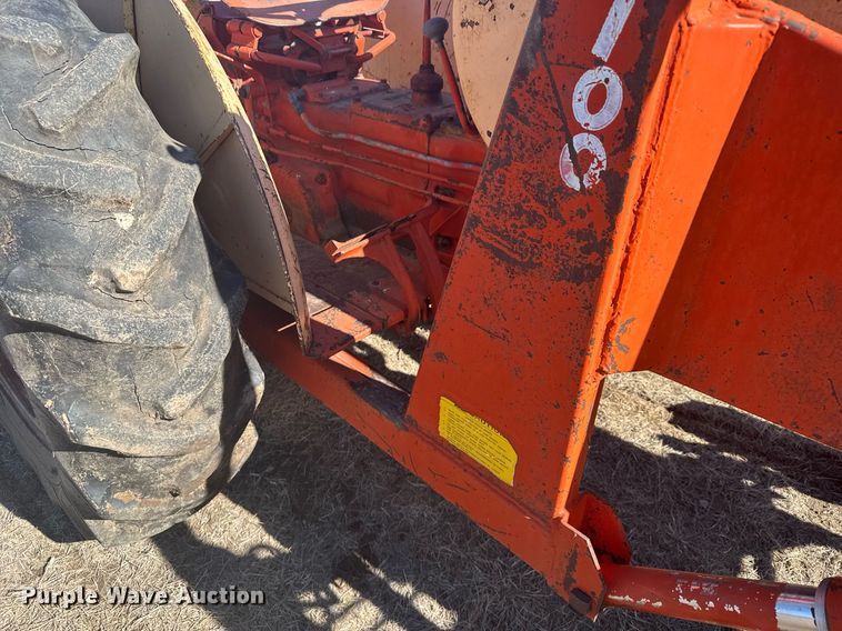 image for item NN9583 1957 Case 311 tractor