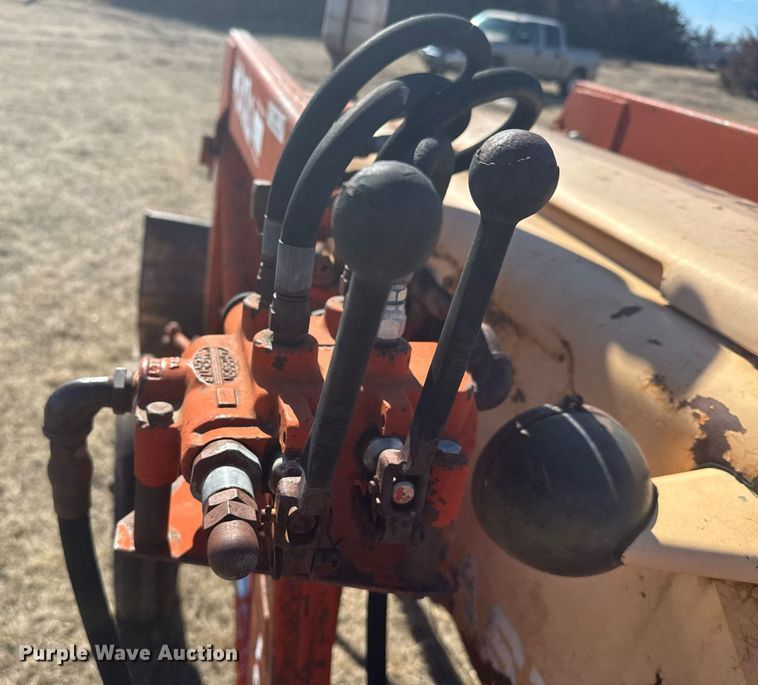 image for item NN9583 1957 Case 311 tractor