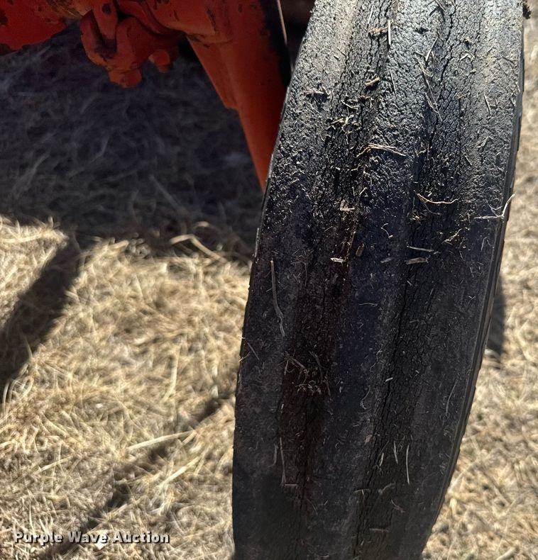 image for item NN9583 1957 Case 311 tractor