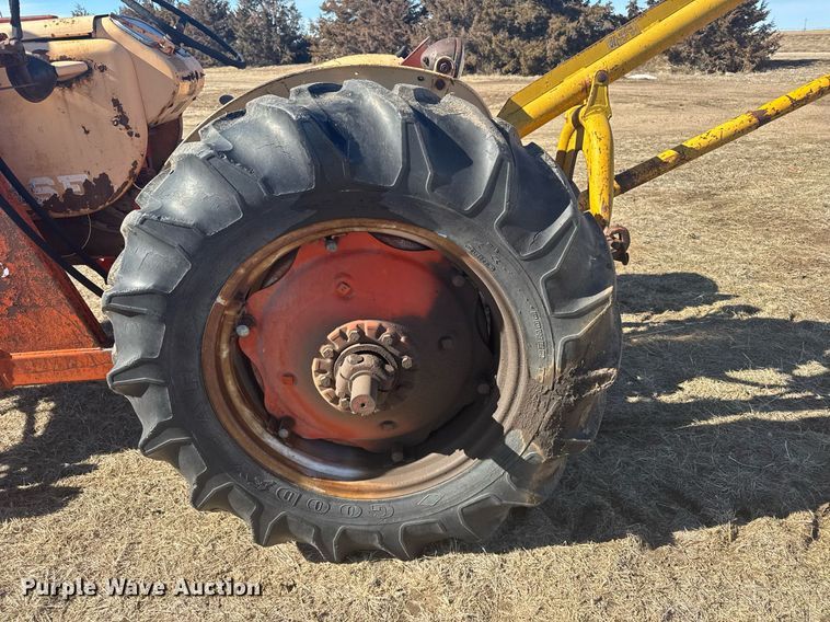 image for item NN9583 1957 Case 311 tractor