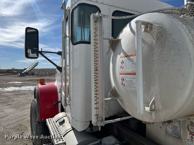 image for item NN9602 2016 Kenworth W900 ready mix truck