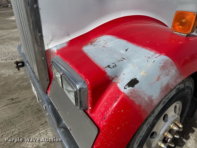 image for item NN9603 2003 Kenworth W900 semi truck