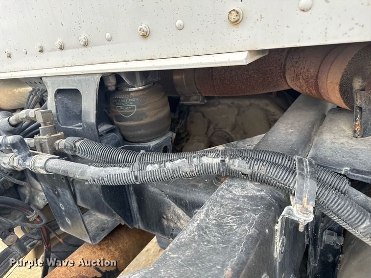 image for item NN9603 2003 Kenworth W900 semi truck