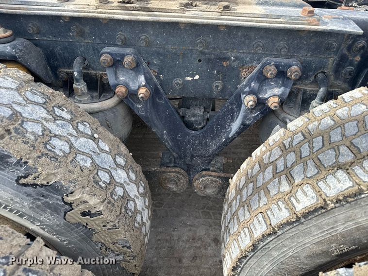 image for item NN9603 2003 Kenworth W900 semi truck