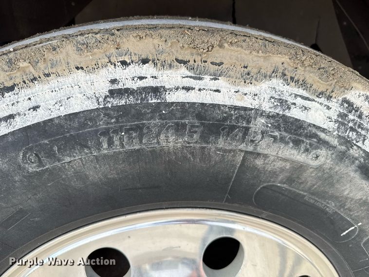 image for item NN9603 2003 Kenworth W900 semi truck