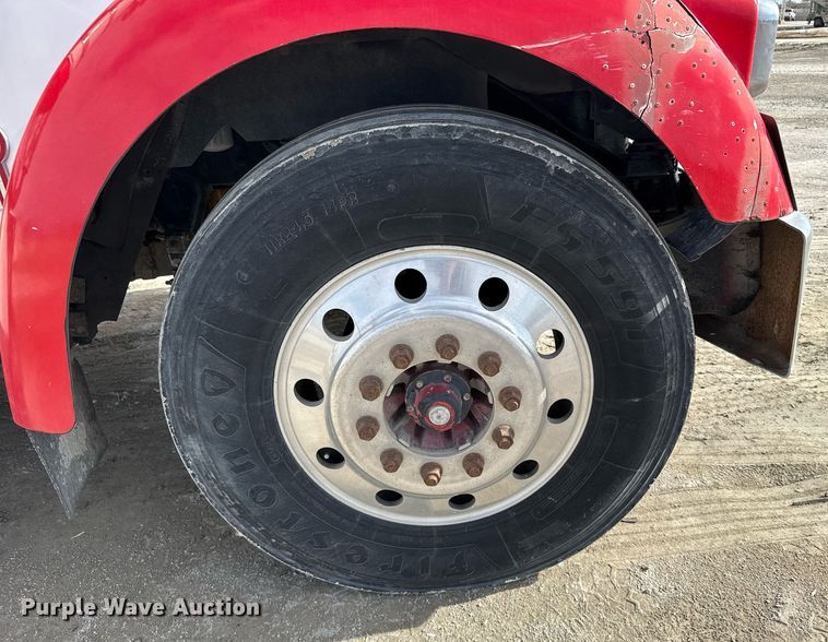 image for item NN9603 2003 Kenworth W900 semi truck